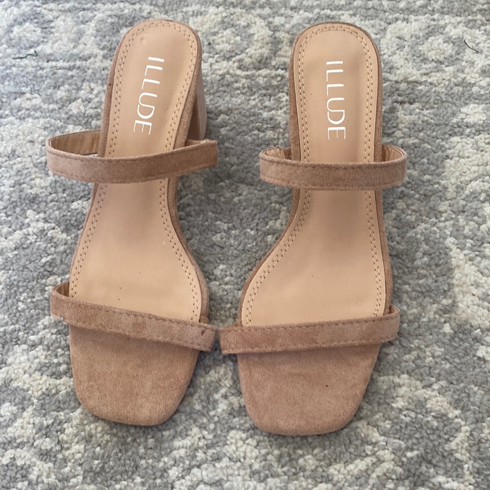 Mauve pink velvet mules